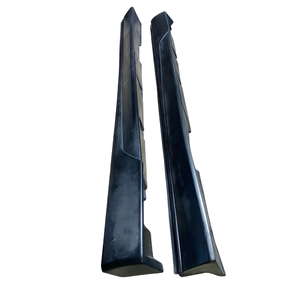 VX Sedan Side Skirts, R8 Style