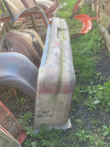 XD - XF Ute Rear Bar