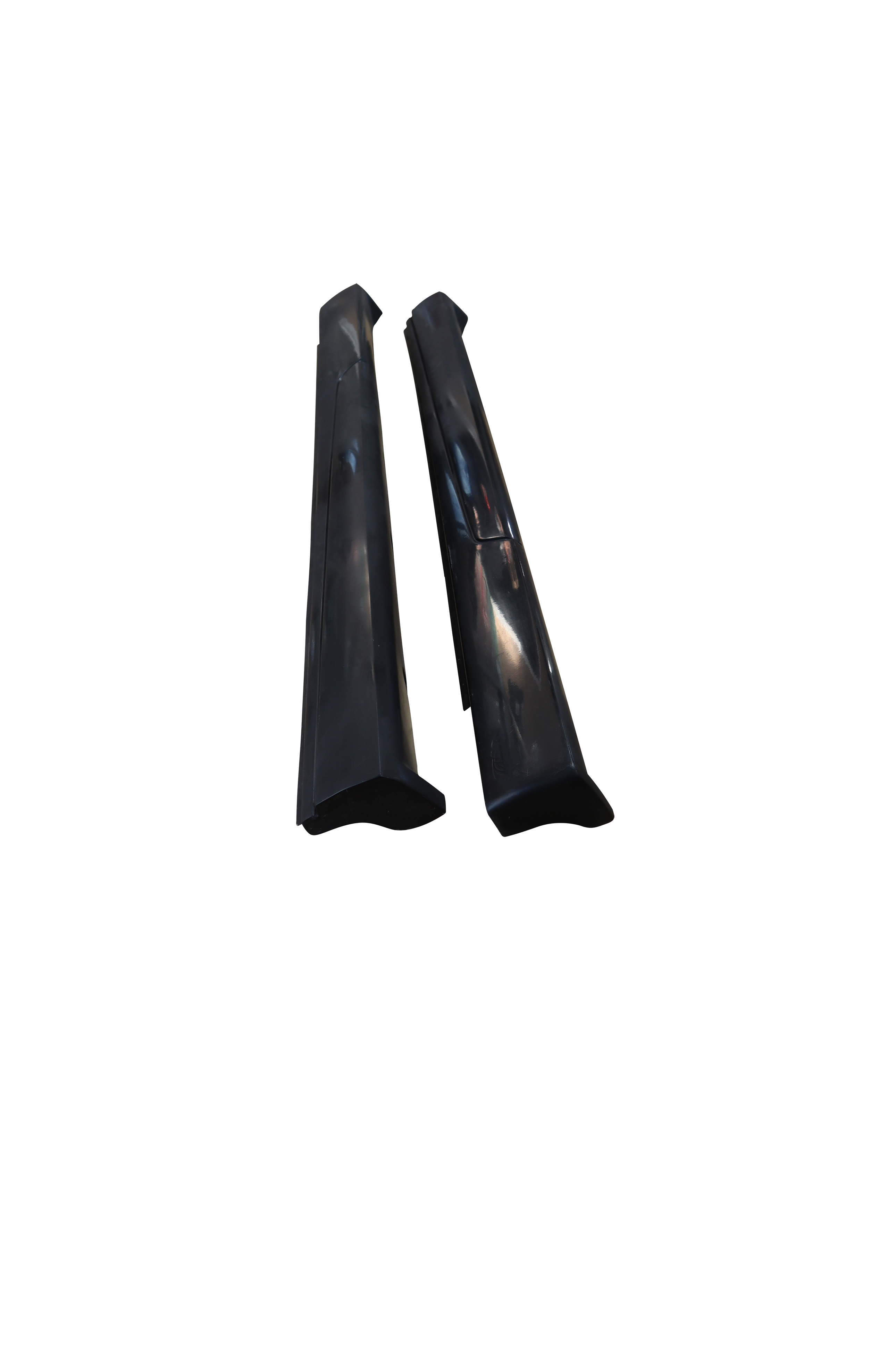 VX Executive/Acclaim Sedan Side Skirts (9/2000 - 9/2002) Dominator Bodykit Style