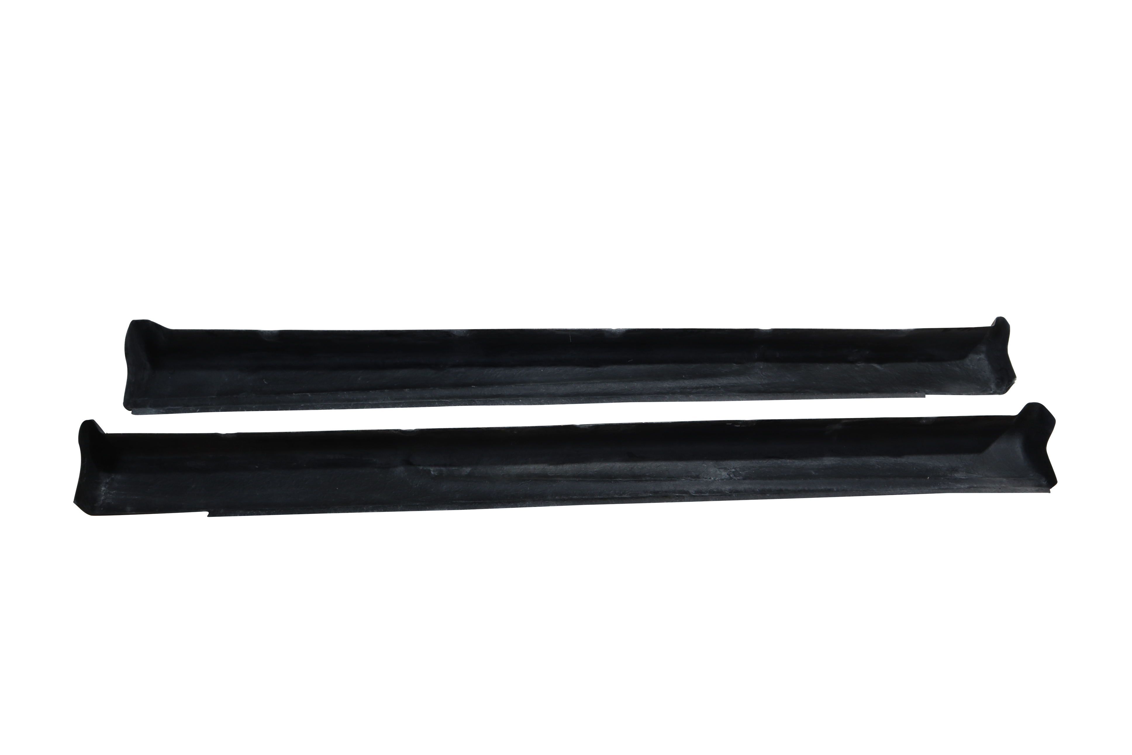 VX Executive/Acclaim Sedan Side Skirts (9/2000 - 9/2002) Dominator Bodykit Style