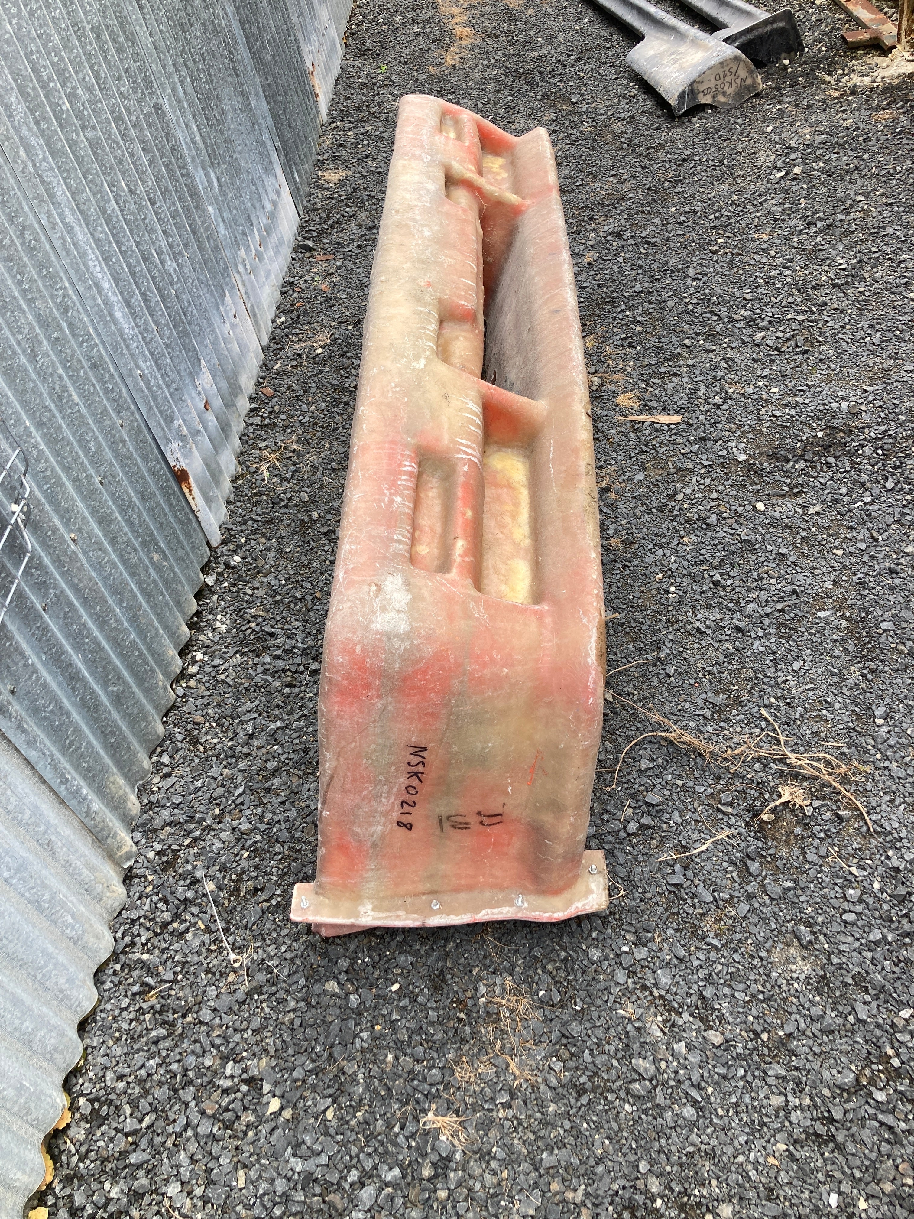 R31 Front Bar suits Skyline