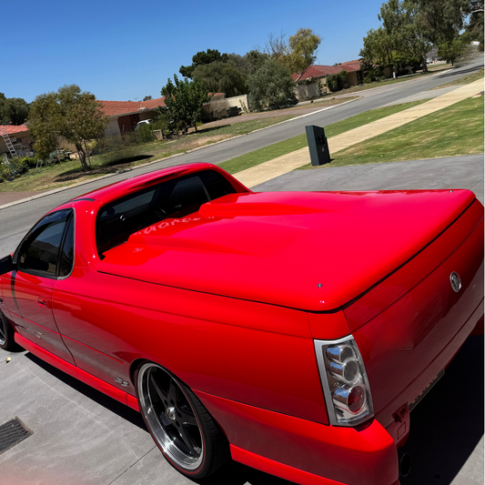 VY VU VZ Ute Hardlid with Fitting Kit with Twin Humps