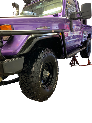 75 Series Front Flares Suits Landcruiser & Fitting Kit