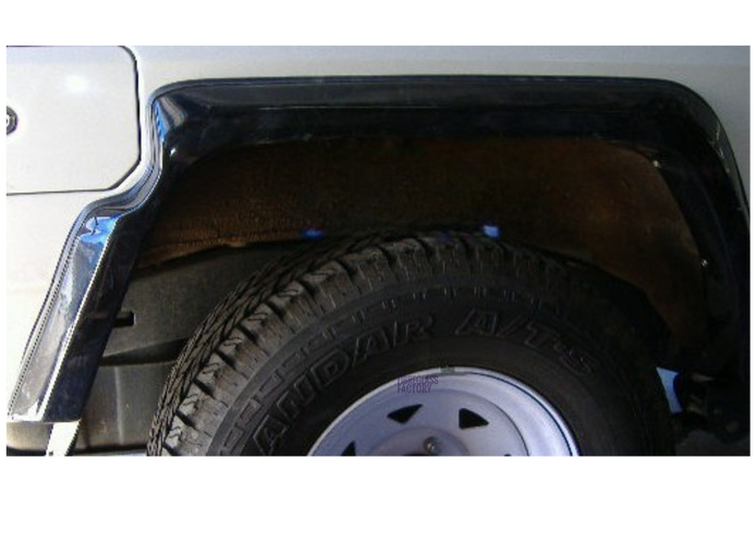 75/78 Series Troop Carrier Front & Rear Flares (with long range fuel tank) (4)