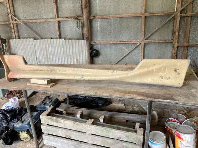 Skyline R33 V Side Side Skirt