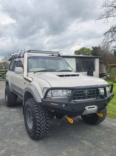 4WD 79 series style V8 Scoop to suit 80 series Toyota Landcruiser